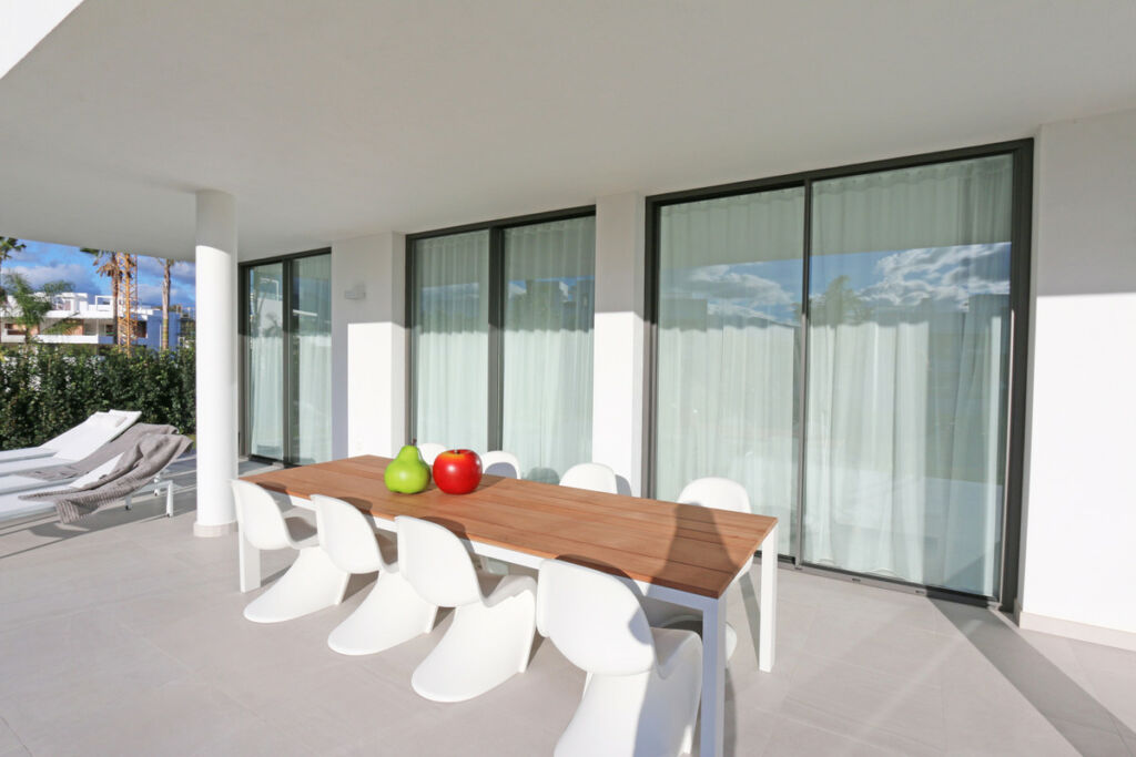 Ground Floor Apartment Benahavís Málaga - image 9