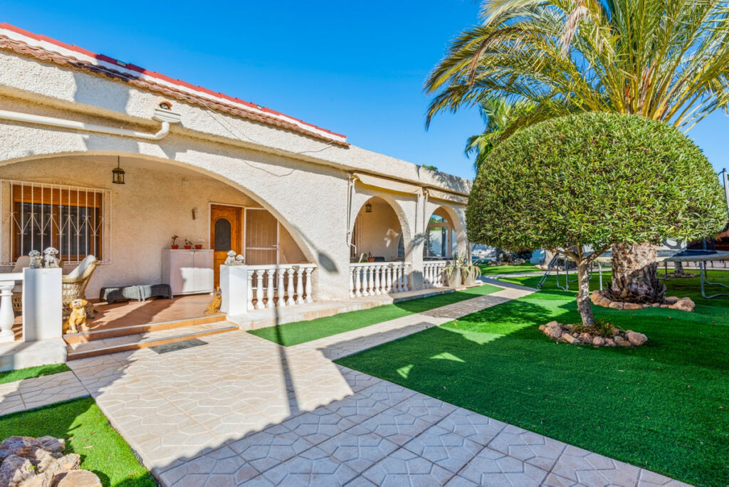 Detached Villa Ciudad Quesada Alicante