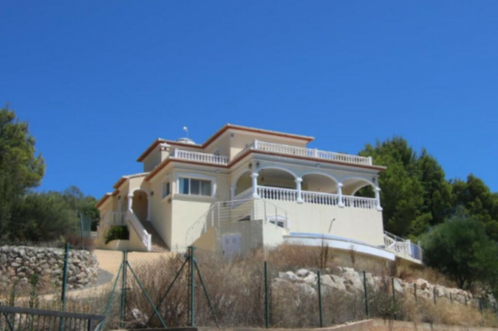 Detached Villa Javea Alicante - image 2