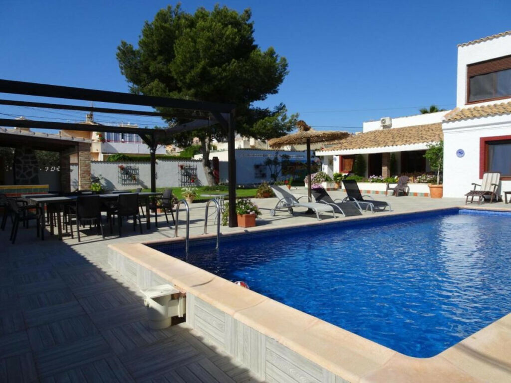 Detached Villa Cabo Roig Alicante