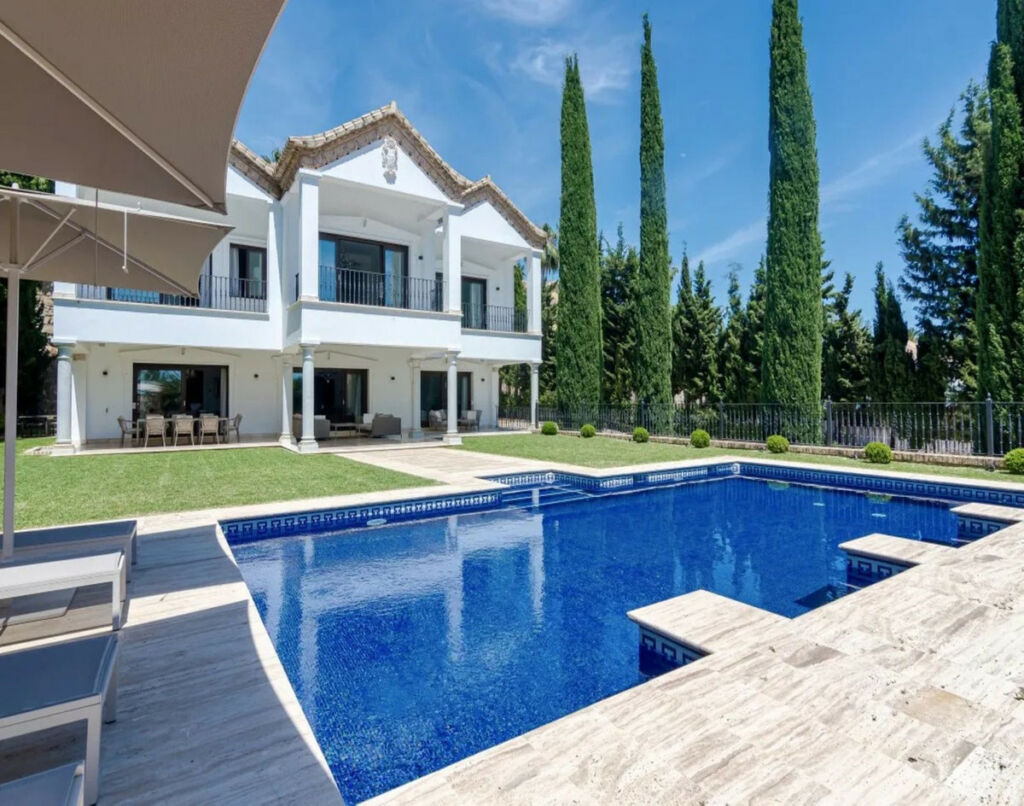 Detached Villa Sierra Blanca Málaga