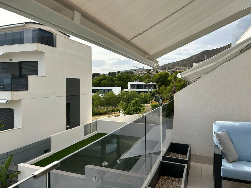 Middle Floor Apartment Finestrat Alicante