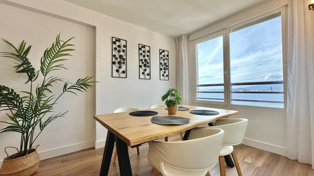 Middle Floor Apartment Benidorm Alicante
