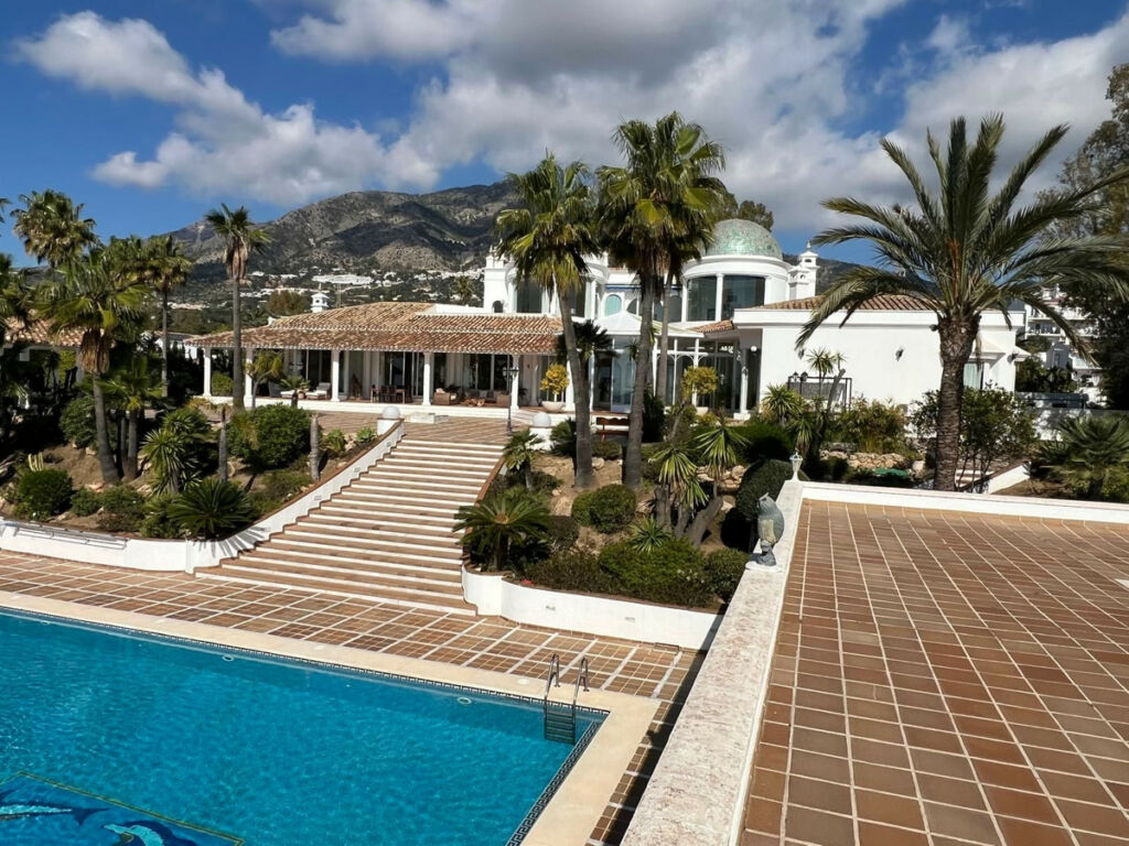 Detached Villa Mijas Málaga - image 3