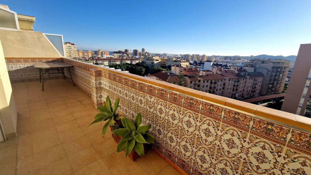 Penthouse Duplex Fuengirola Málaga - image 4