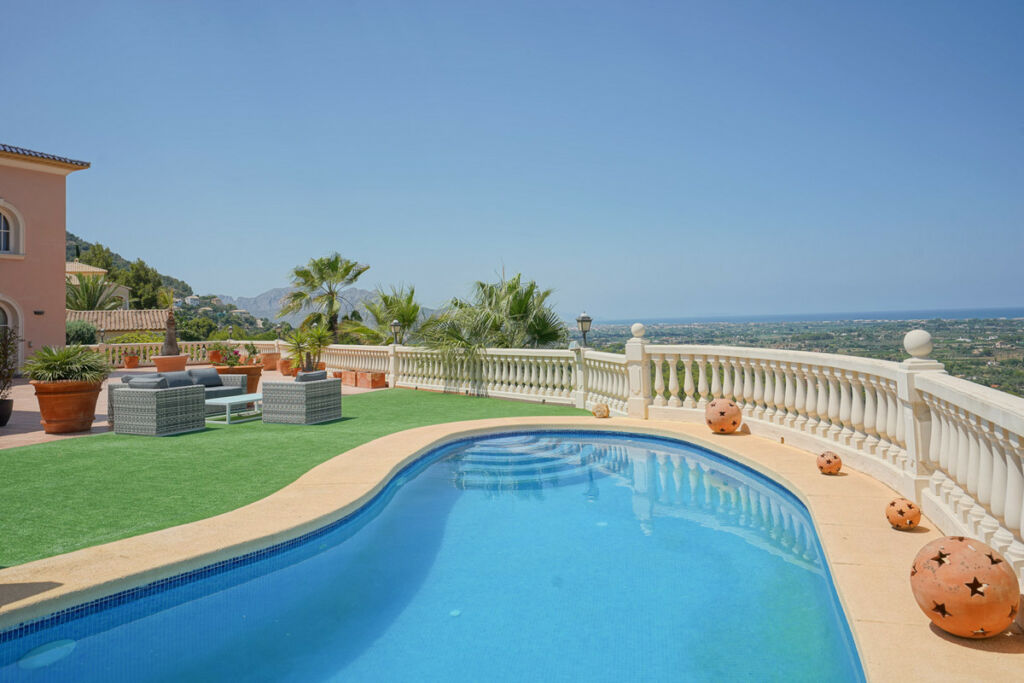 Detached Villa Sella Alicante