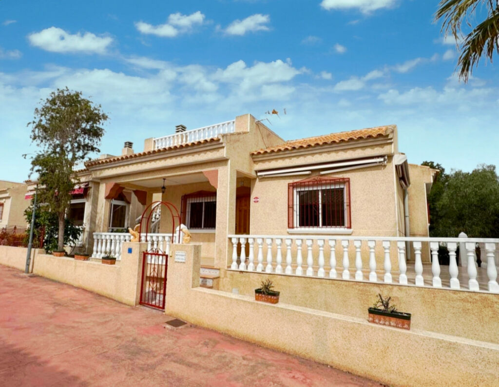 Detached Villa Algorfa Alicante