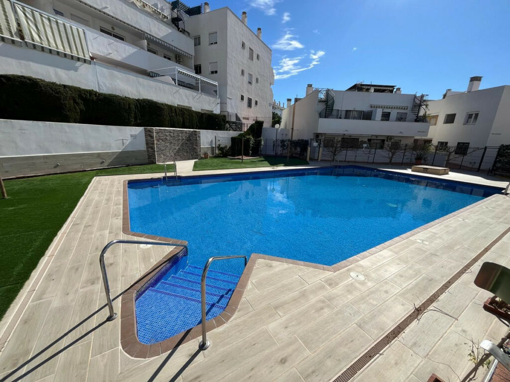 Top Floor Apartment Benalmadena Costa Málaga - image 2