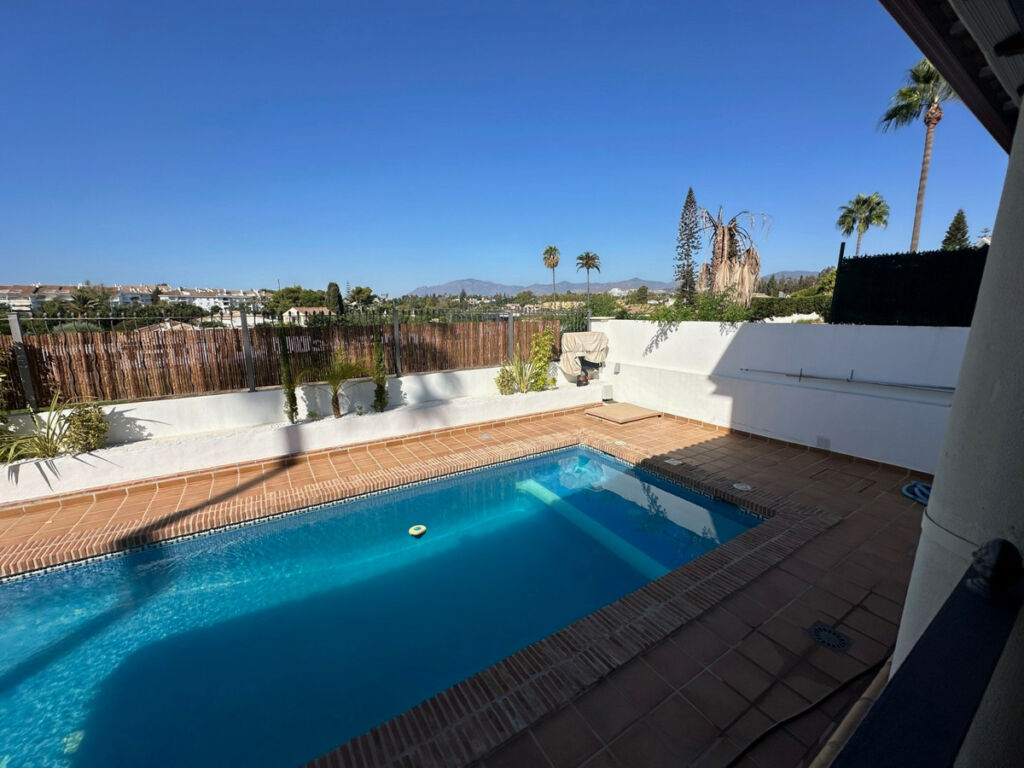 Detached Villa San Pedro de Alcántara Málaga