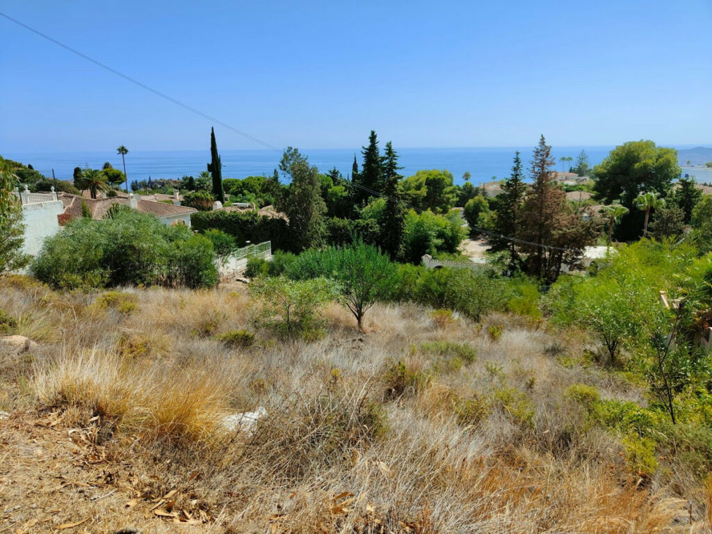 Residential Plot Benalmadena Pueblo Málaga
