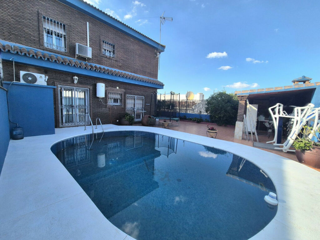 Semi-Detached House Alhaurín el Grande Málaga - image 5