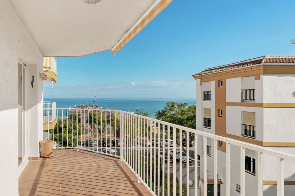 Middle Floor Apartment Torremolinos Málaga - image 10