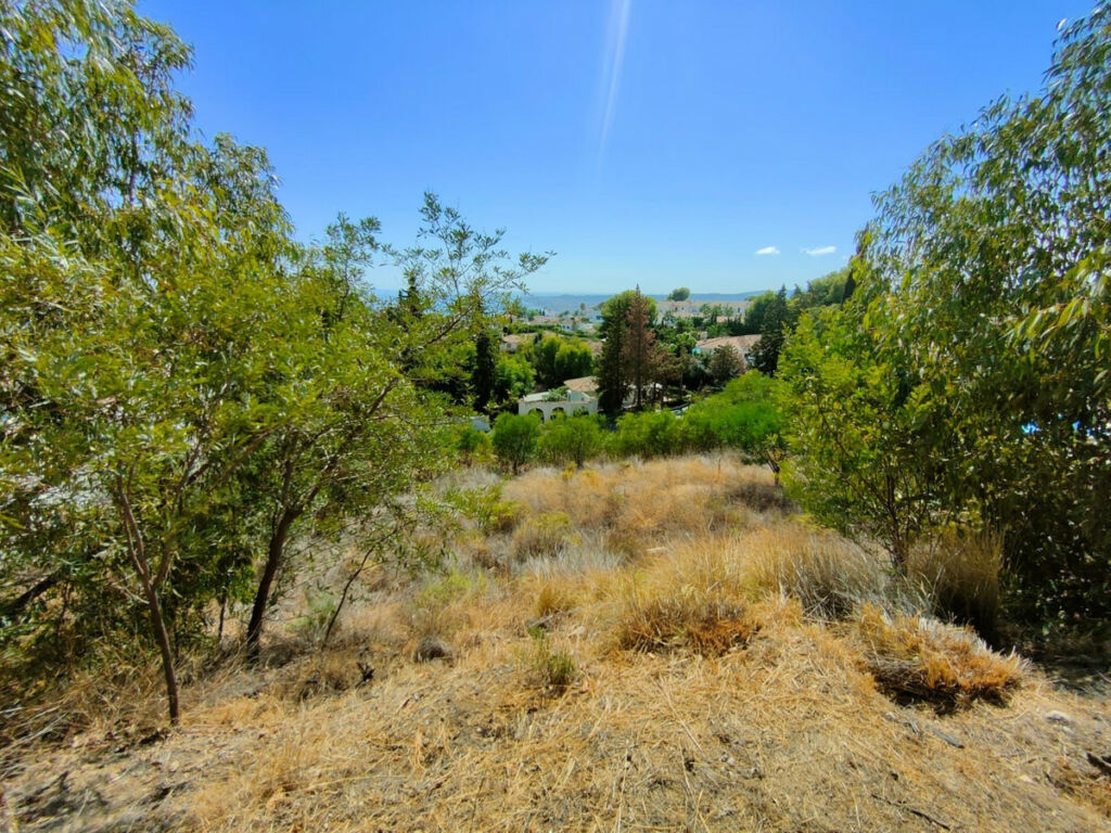Residential Plot Benalmadena Pueblo Málaga - image 10
