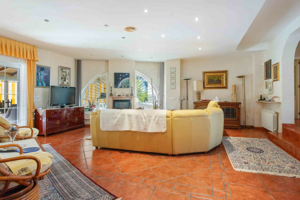 Detached Villa Cabo Roig Alicante - image 10