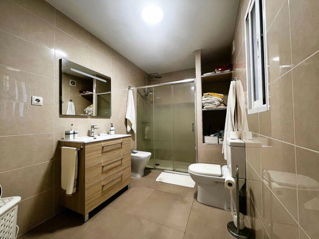 Townhouse Fuengirola Málaga - image 10