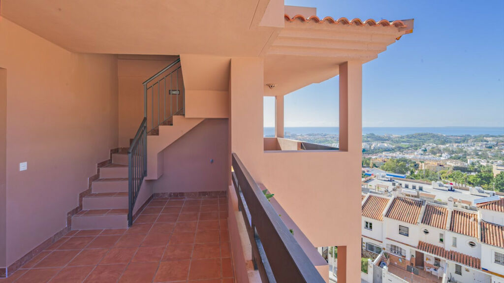 Penthouse Benalmadena Málaga - image 10