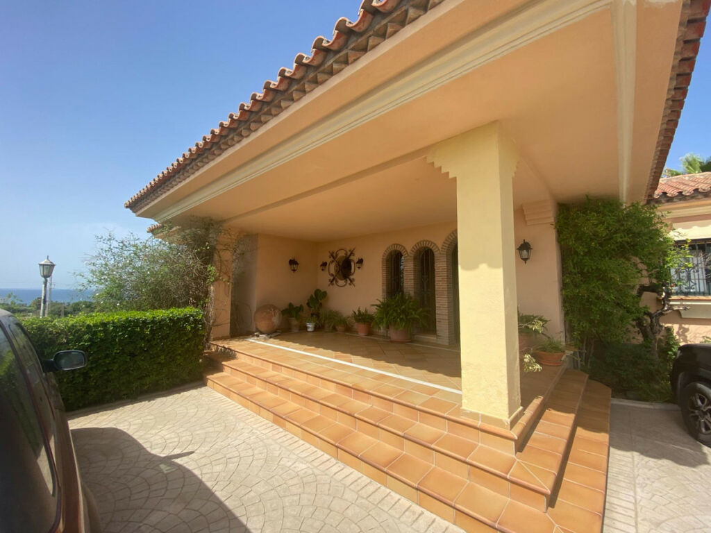 Detached Villa La Cala Málaga - image 10