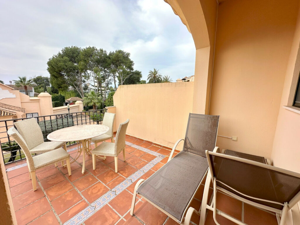 Middle Floor Apartment Puerto Banús Málaga - image 11