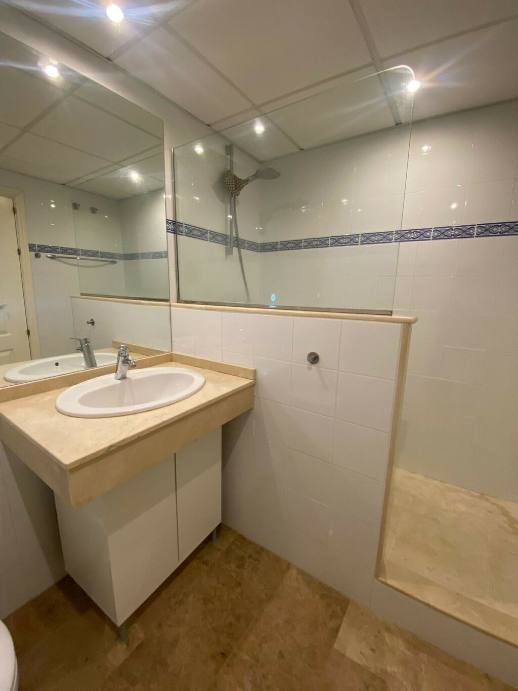 Middle Floor Apartment San Pedro de Alcántara Málaga - image 10