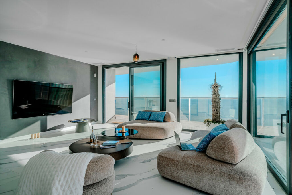Middle Floor Apartment Benidorm Alicante - image 10