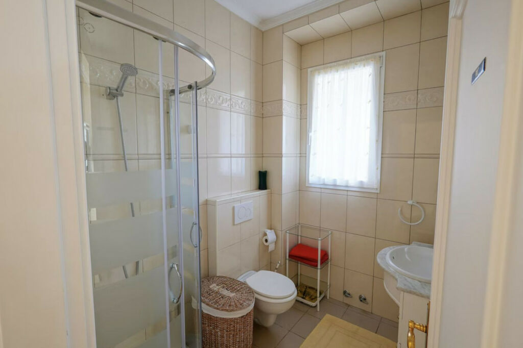 Detached Villa Hacienda Las Chapas Málaga - image 10