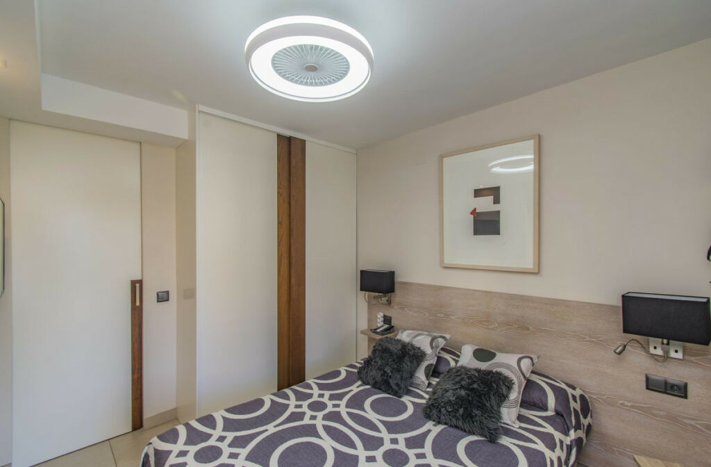 Middle Floor Apartment Marbella Málaga - image 10