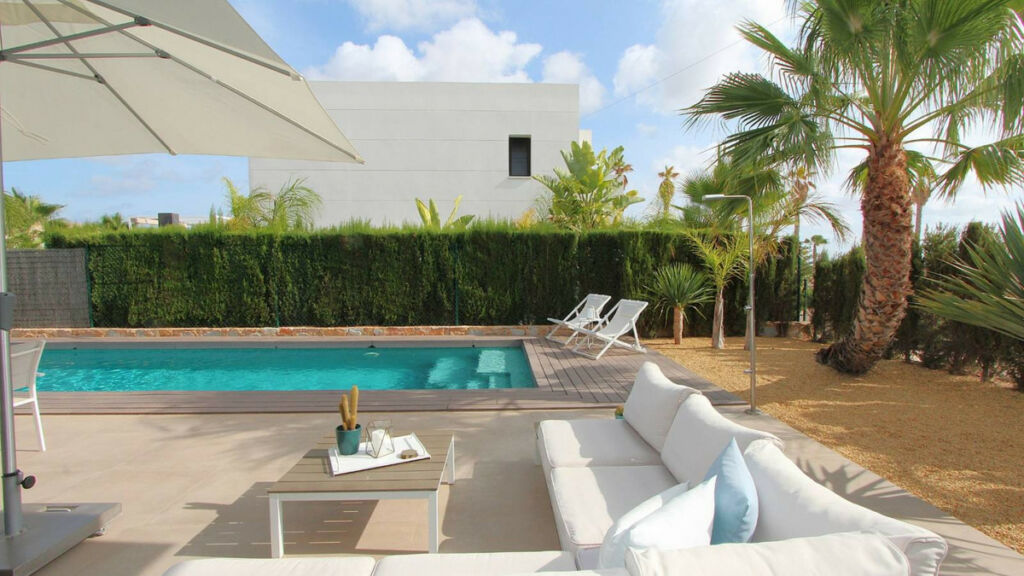 Detached Villa Rojales Alicante - image 10