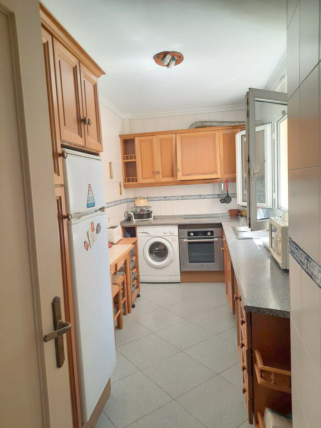 Middle Floor Apartment Estepona Málaga - image 10