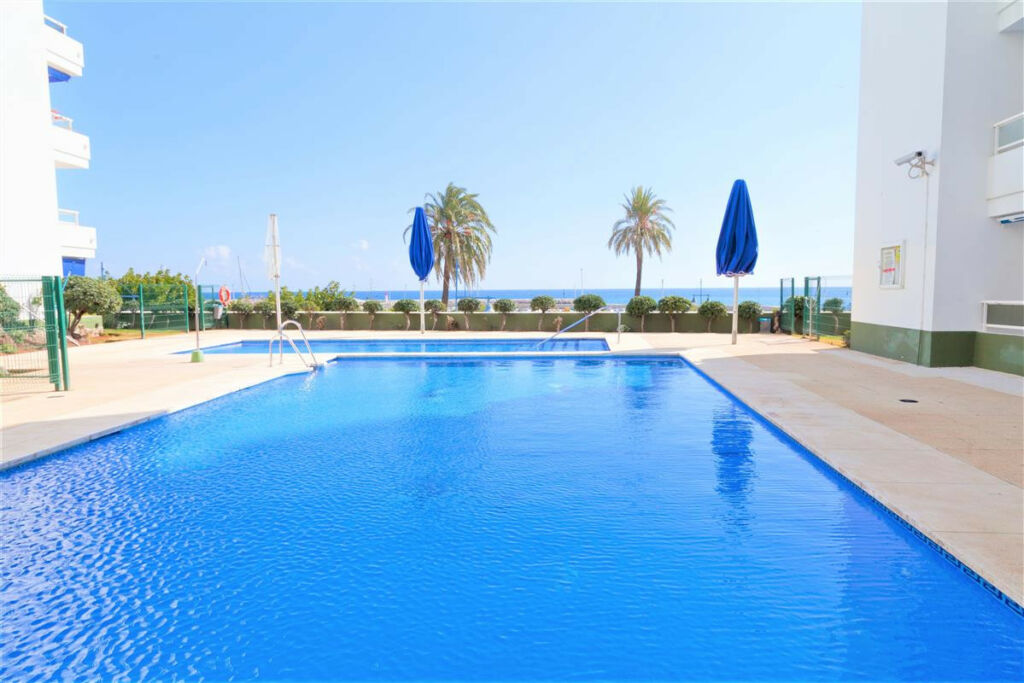 Penthouse Estepona Málaga - image 10