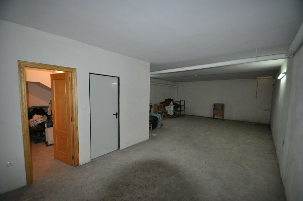 Townhouse Pinoso Alicante - image 10