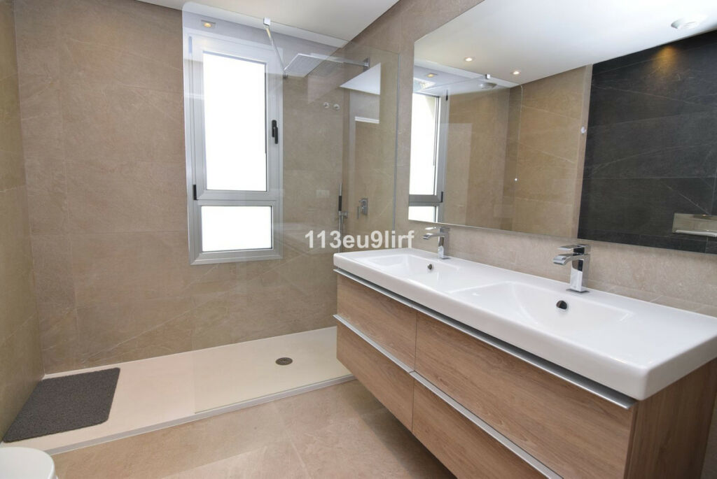 Townhouse La Cala Golf Málaga - image 10