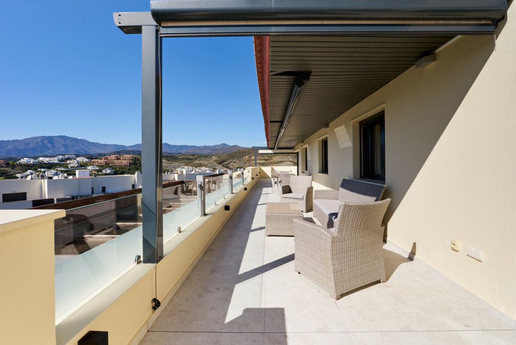Penthouse Estepona Málaga - image 11