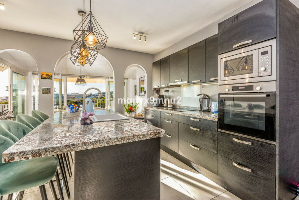 Detached Villa El Chaparral Málaga - image 14