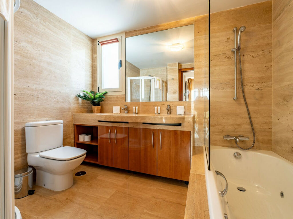 Penthouse Alhaurín de la Torre Málaga - image 11