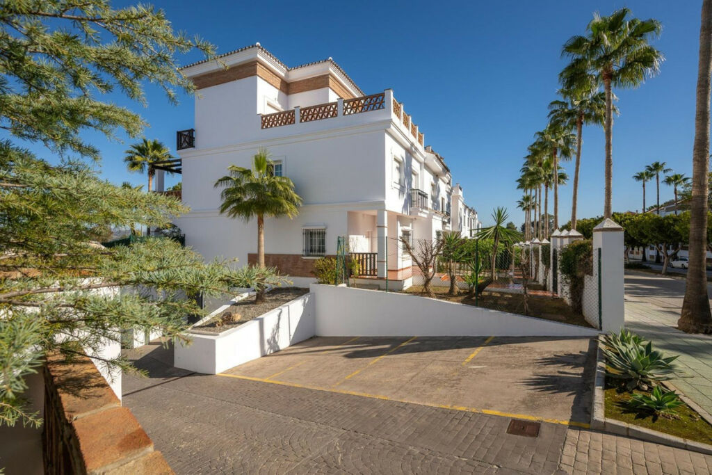 Townhouse Alhaurín de la Torre Málaga - image 12