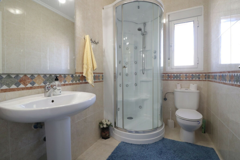 Detached Villa Benijofar Alicante - image 11