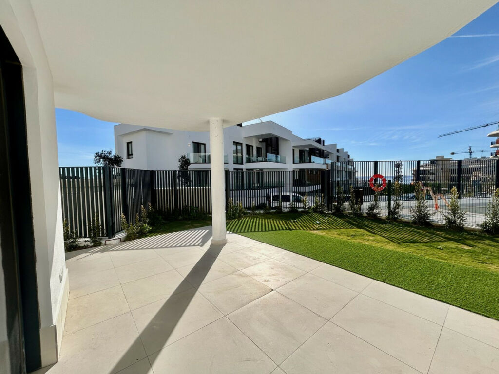 Ground Floor Apartment Fuengirola Málaga - image 7
