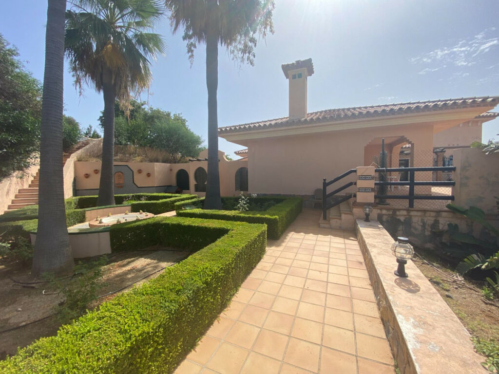 Detached Villa La Cala Málaga - image 11