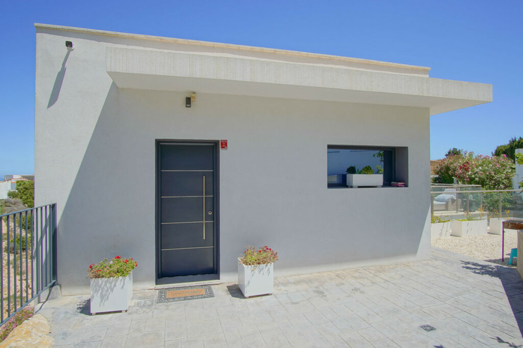 Detached Villa Cumbre del Sol Alicante - image 11