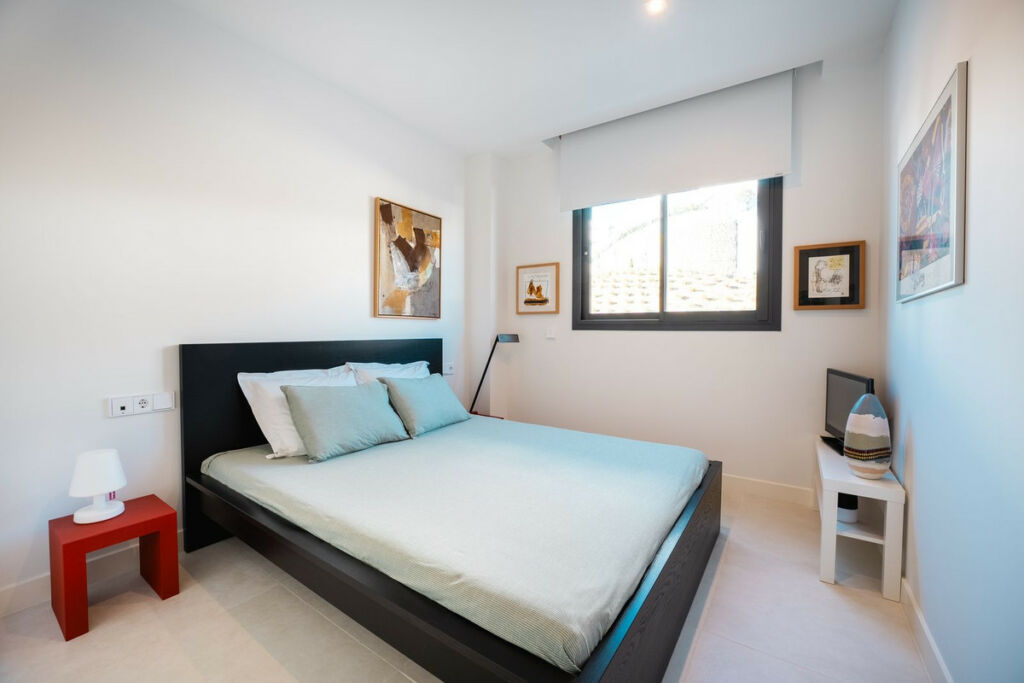 Middle Floor Apartment Fuengirola Málaga - image 11
