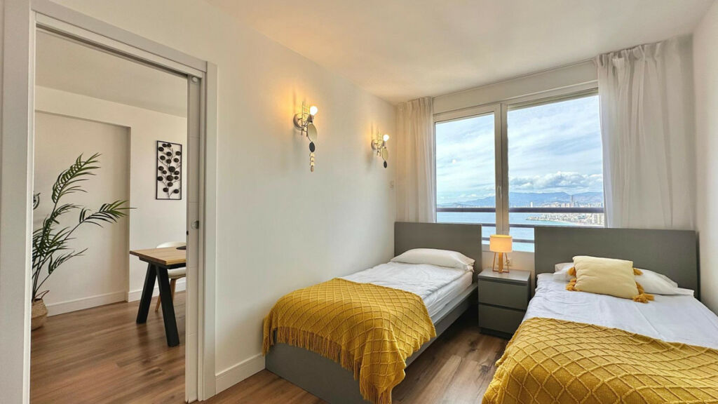 Middle Floor Apartment Benidorm Alicante - image 11