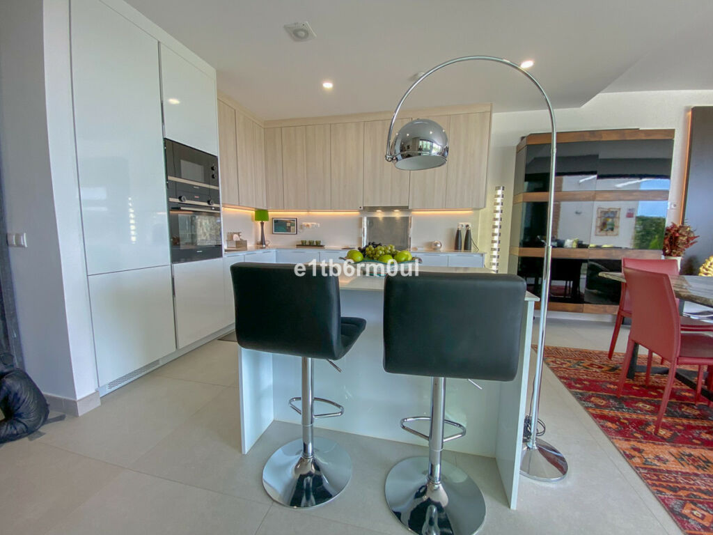 Detached Villa Casares Playa Málaga - image 11