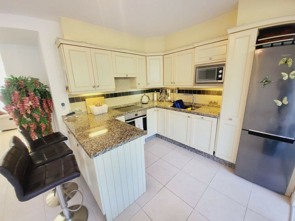 Townhouse Miraflores Málaga - image 11
