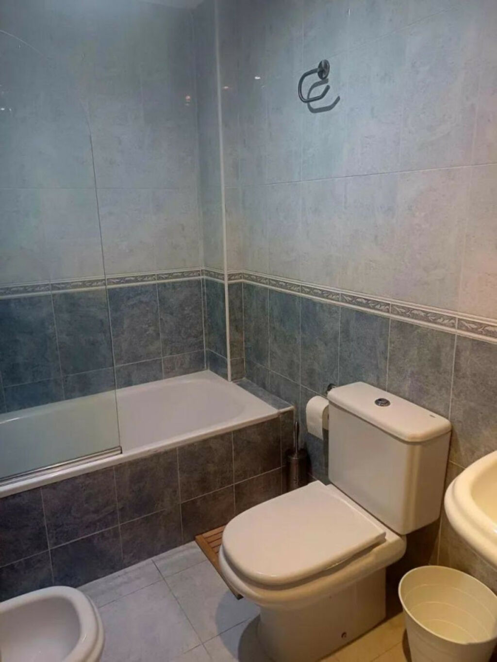 Middle Floor Apartment Monda Málaga - image 10