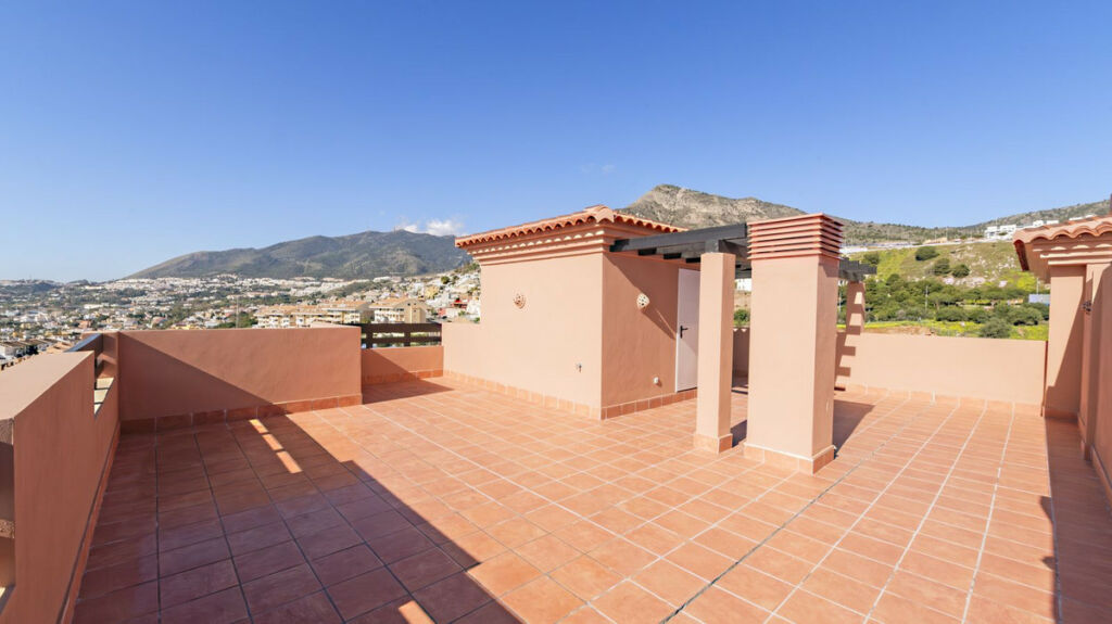Penthouse Benalmadena Málaga - image 11
