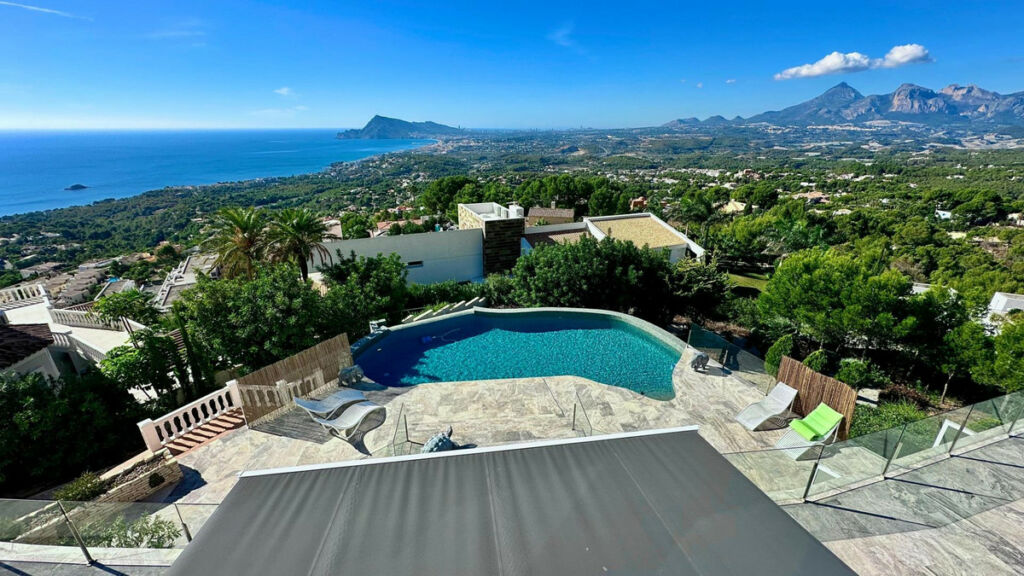 Detached Villa Altea Alicante - image 11
