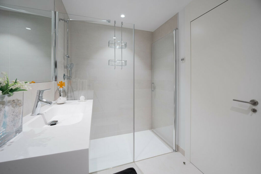 Middle Floor Apartment Fuengirola Málaga - image 12