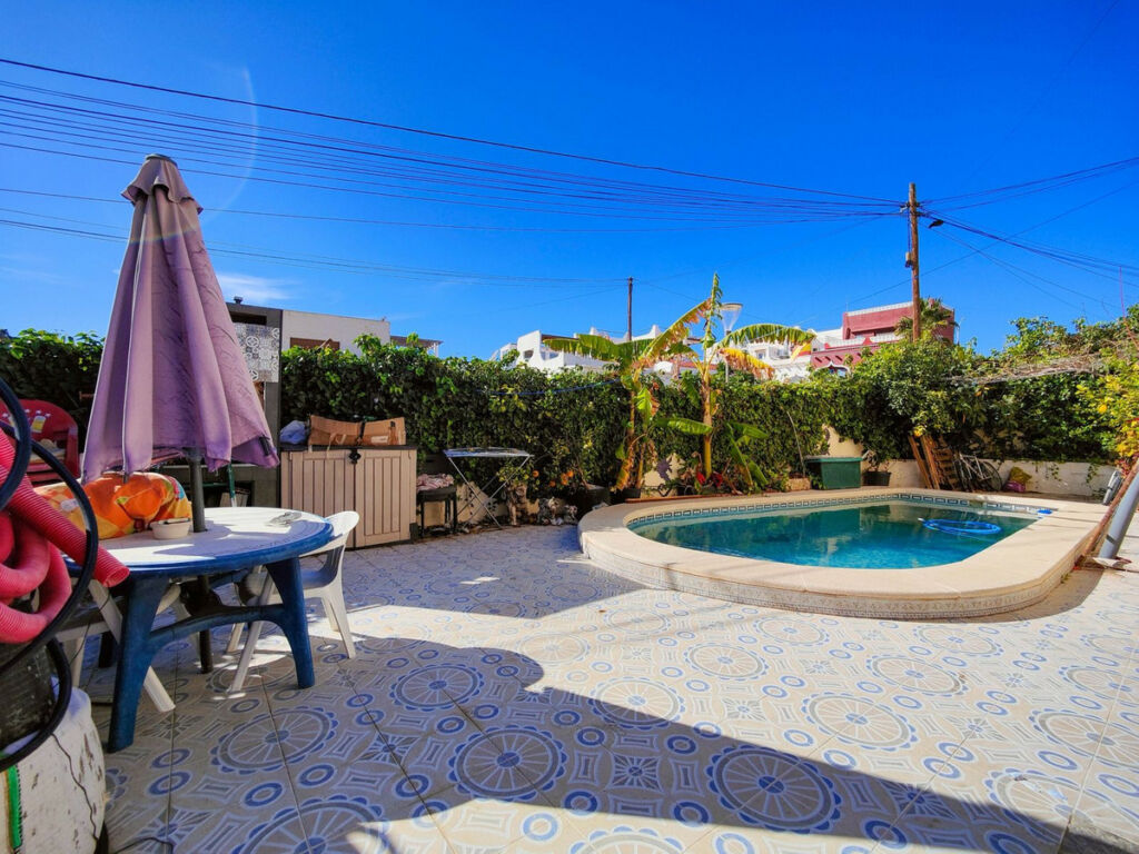 Semi-Detached House San Miguel de Salinas Alicante - image 12