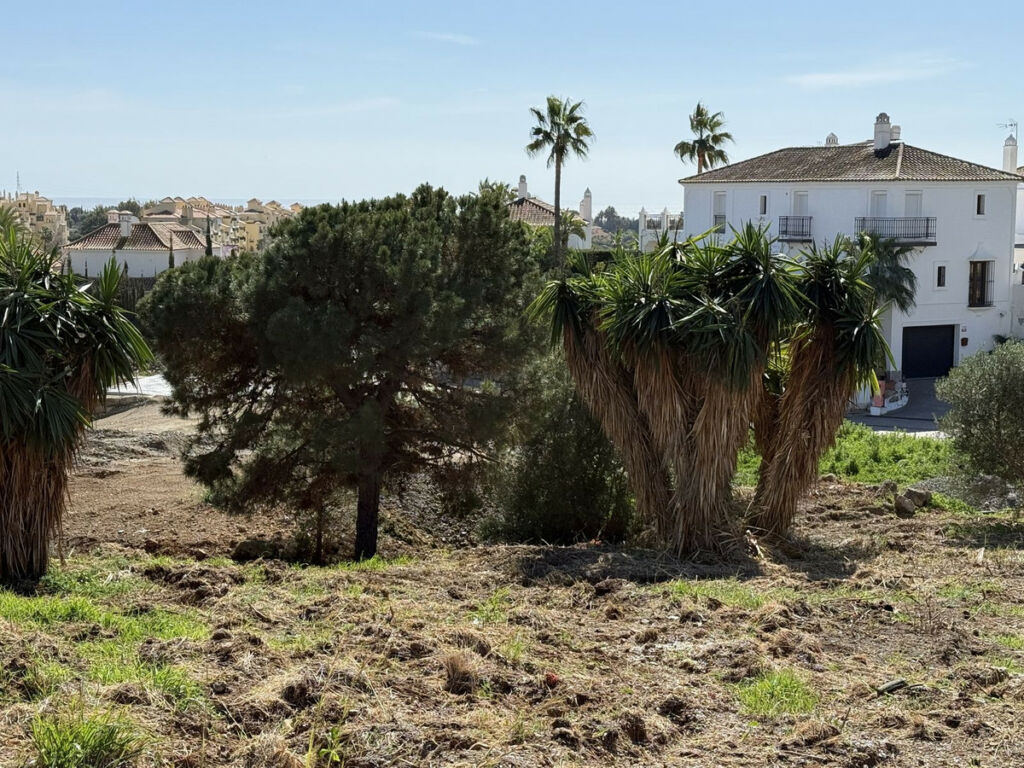 Residential Plot Selwo Málaga - image 12