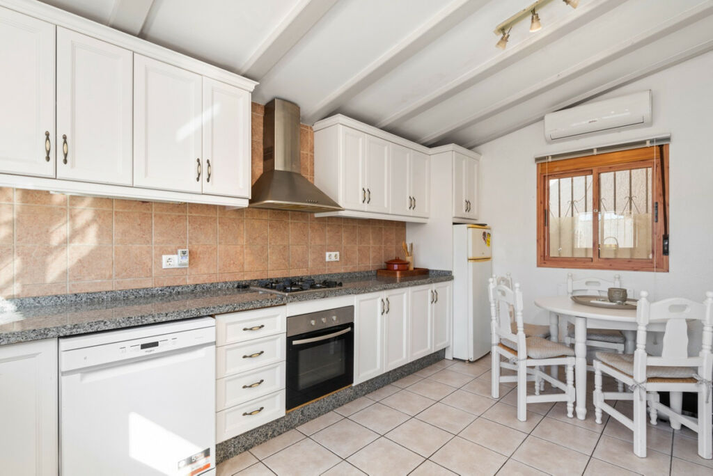 Detached Villa Ciudad Quesada Alicante - image 12